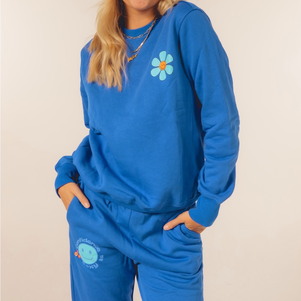 SWEAT SET! NEW! 🩵 858 The Label matching sweat sets.